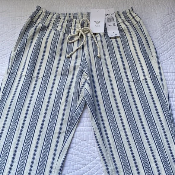 Roxy Oceanside Stripe Flared Linen Pants M NWT - Picture 3 of 16